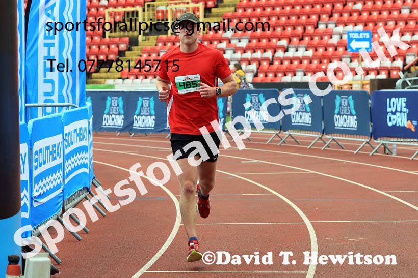 Gateshead 10k, 2024 Gateshead Marathon, Half Marathon and 10k, Gateshead Stadium.  Photo: David T. Hewitson/Sports for All Pics